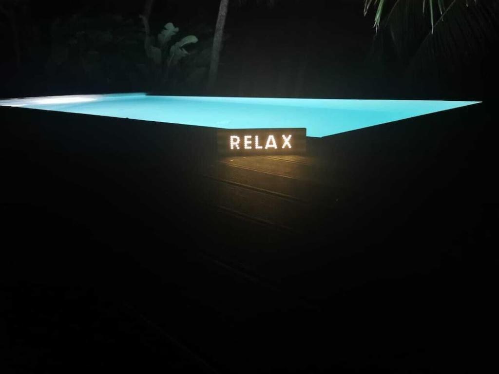 Confortable T1 Le Gosier, Wi-Fi, Piscine Dans Gite Le Gosier  Kültér fotó
